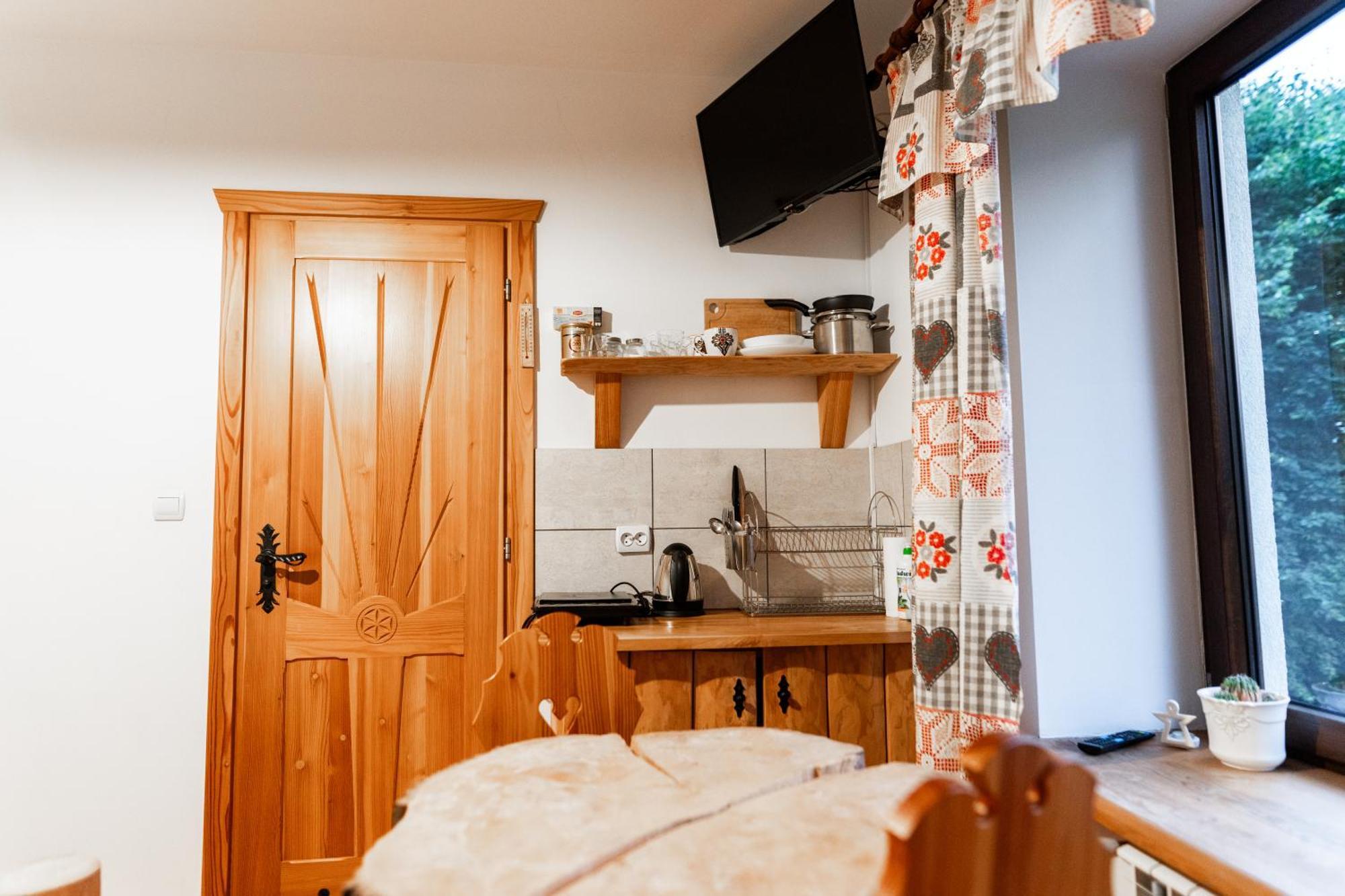 Ku Sosnie Apartment Bukowina Tatrzańska Exterior foto